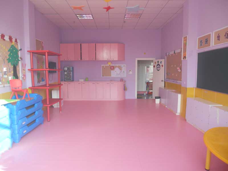 陕西省榆林市东方爱婴幼儿园地板