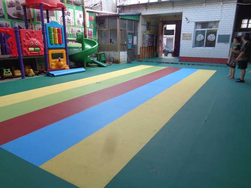 山西省运城市幼儿园室外地板